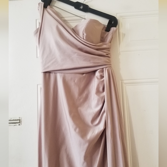 Portia and Scarlett Women’s Gown Sz 4 - Picture 8 of 16
